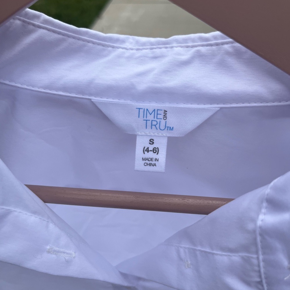 Time and Tru, Old Navy and art class button shirt bundle